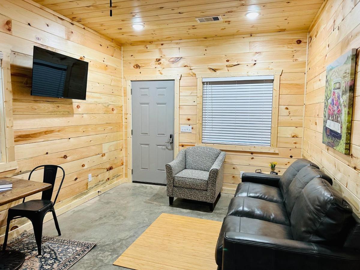 Knotty Squirrel Cabins Mountain View Exterior foto