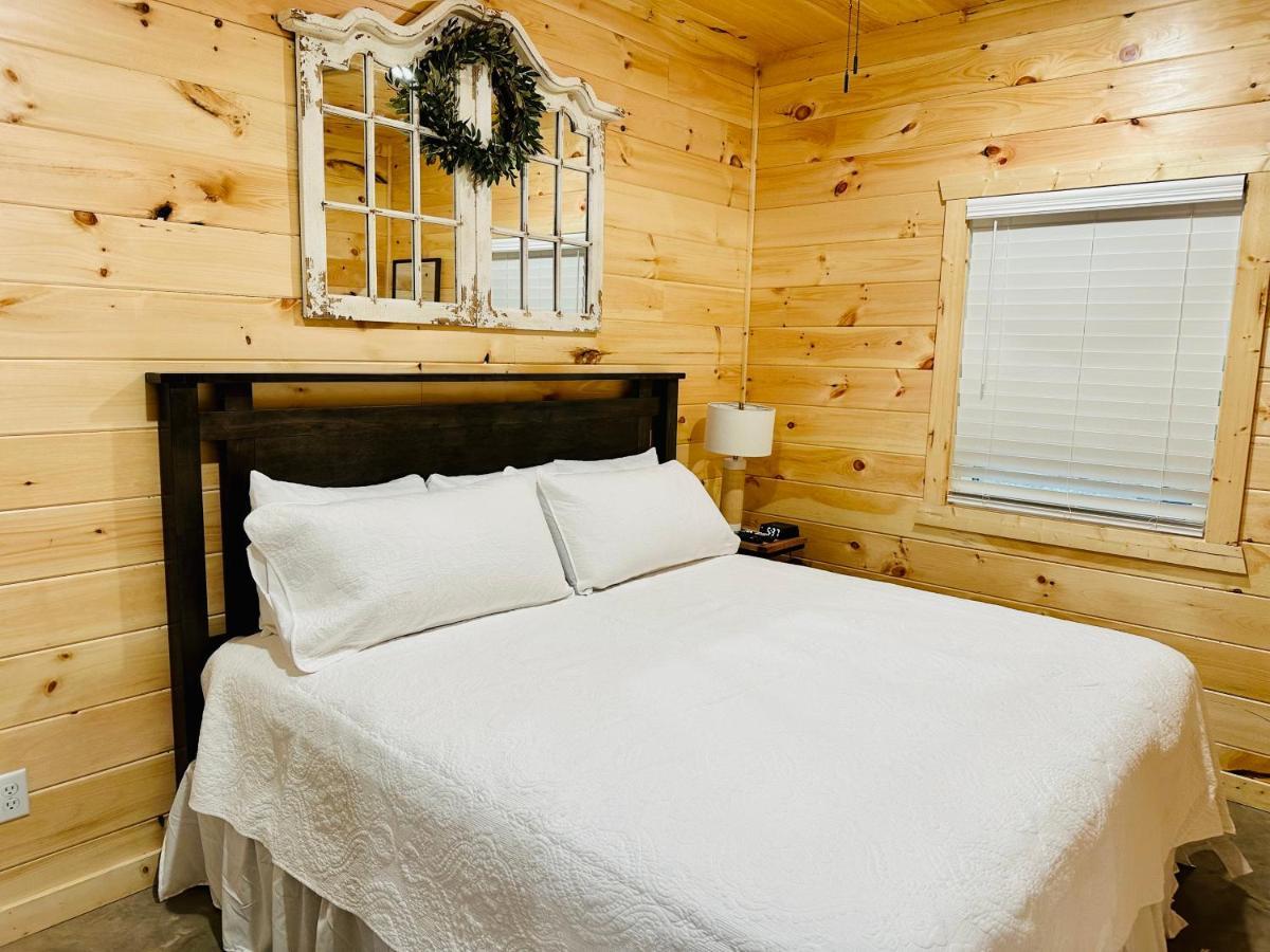 Knotty Squirrel Cabins Mountain View Exterior foto